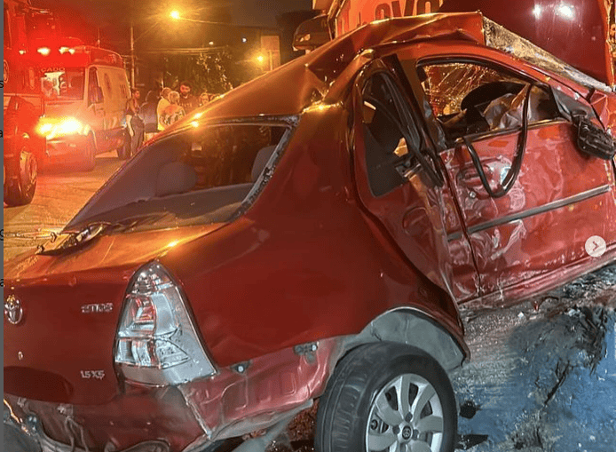 carro colidido