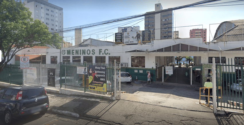 fachada do Clube dos Meninos
