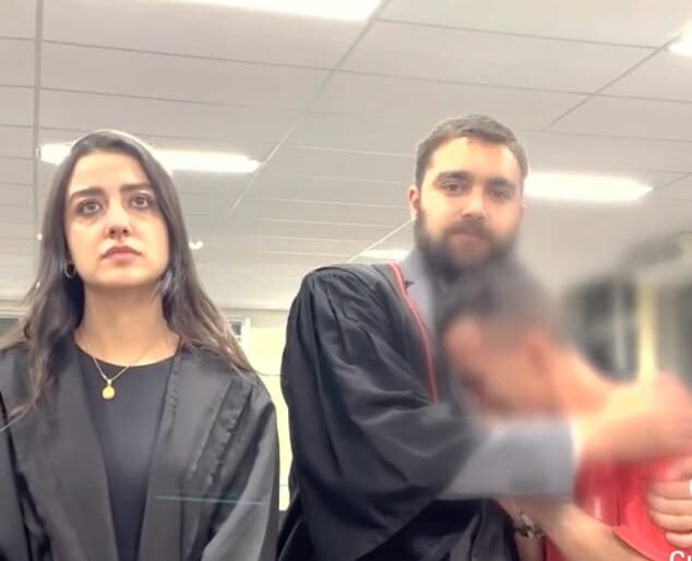 advogados e homem absolvido em Minas Gerais