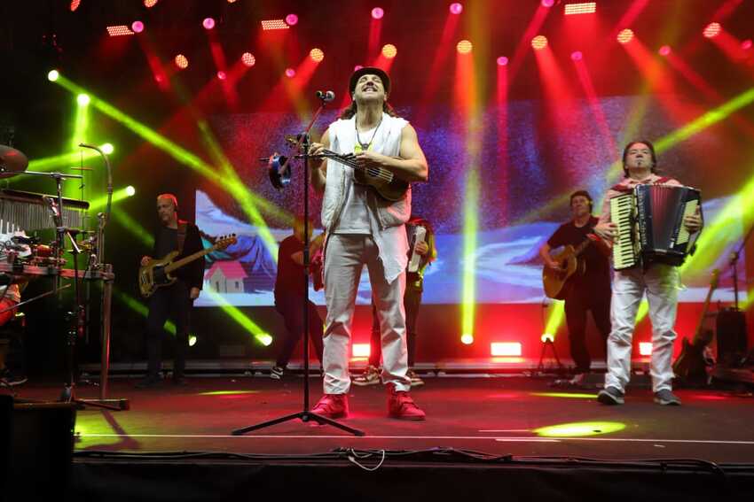 Falamansa abre Arraial Solidário 2024 com forró universitário e alegria; Wanessa Camargo é atração principal deste sábado