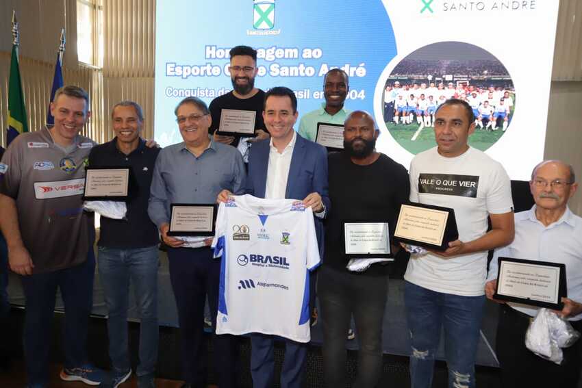 EC Santo André comemora 20 anos do título da Copa do Brasil com homenagens