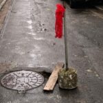 Buraco em bueiro no bairro dos casa é alvo de reclamação de moradores há uma semana
