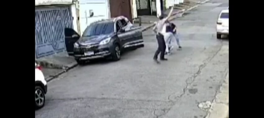 policial reformado - luta corporal