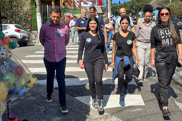 No comércio do Independência, Flávia Morando fala em fortalecer economia sem elevar tributos