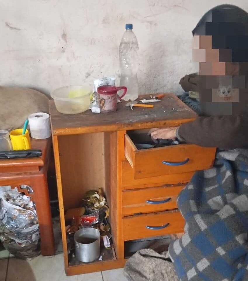 Abrigo clandestino na Pery Ronchetti retinha cartões bancários de idosos