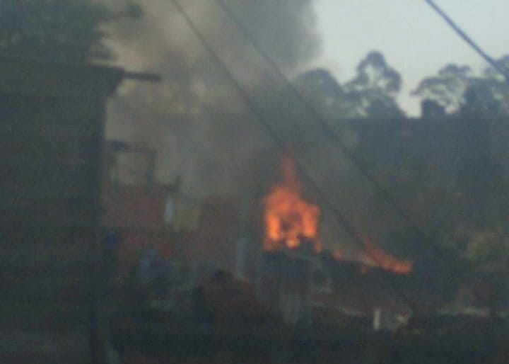 Incêndio em barracos de favela de Diadema