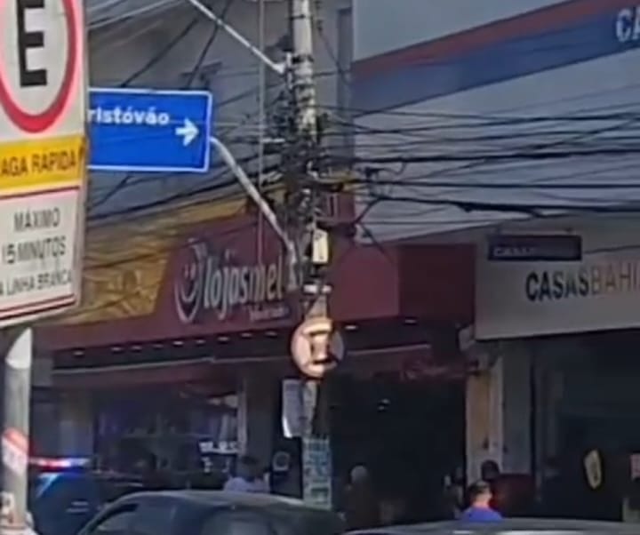 casas bahia roubada
