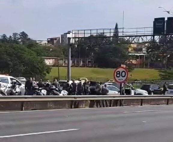 homem detido na via Anchieta