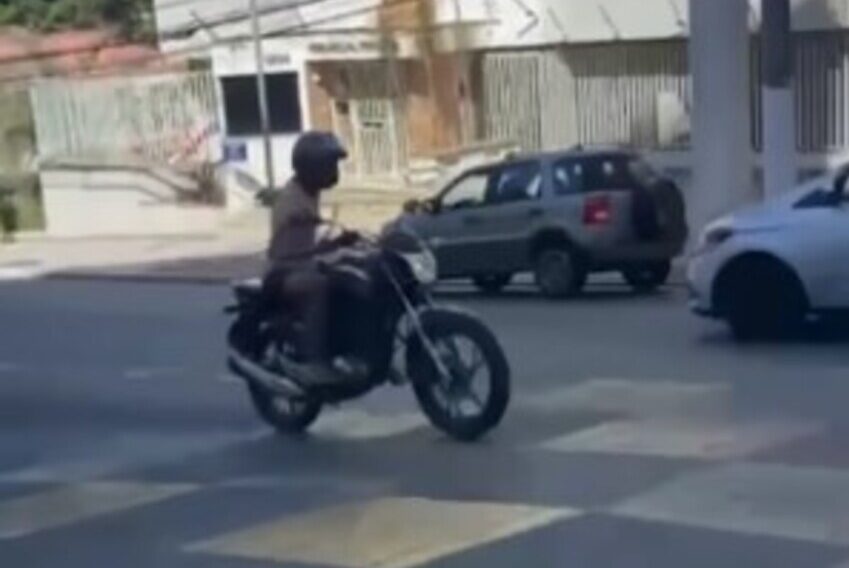 Moto furtada em Santo André foi usada em roubo na Rua dos Vianas