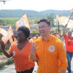 Caminhada nos bairros marca segundo dia de campanha de Akira Auriani