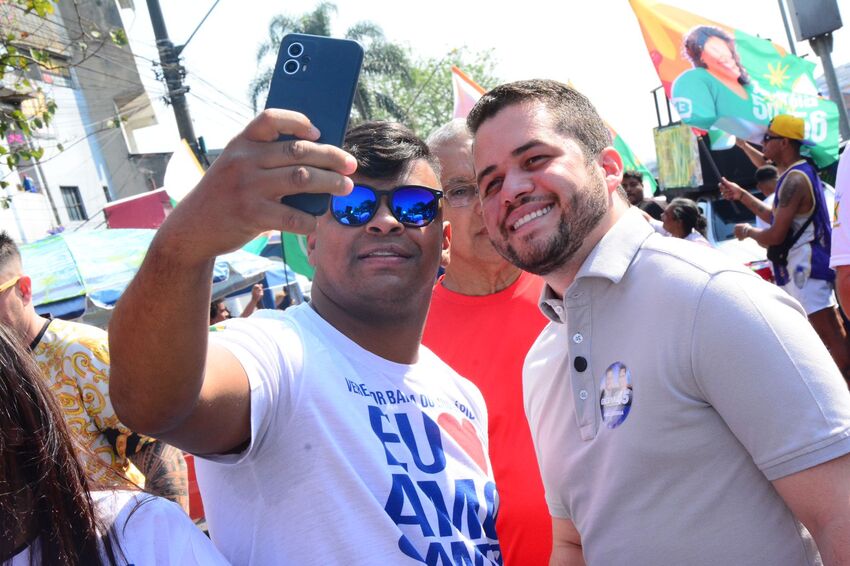 Ao lado de Paulo Serra, Gilvan visita feiras livres e festival no Parque Ipiranguinha