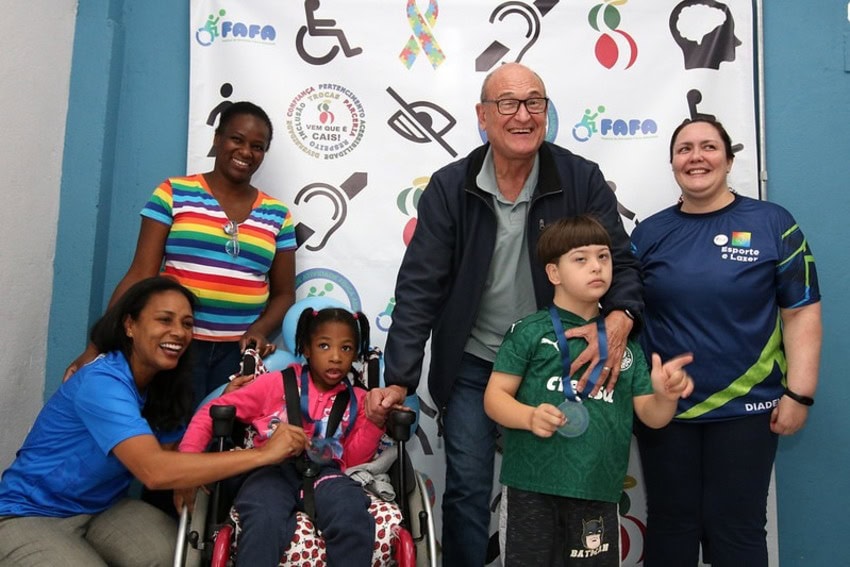 Parceria entre governo Filippi e Comitê Paralímpico Brasileiro leva moradores de Diadema com deficiência para aulas de esporte