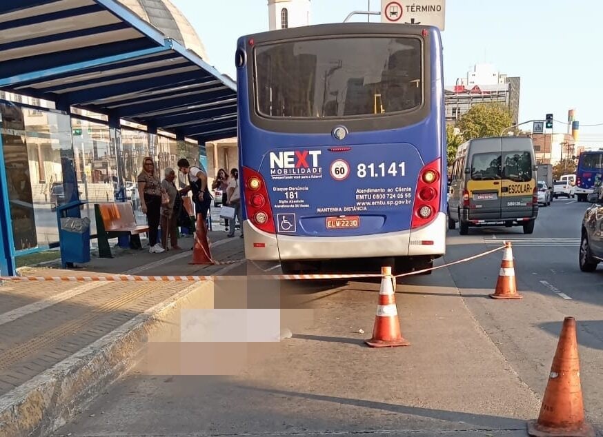 ônibus onde mulher bateu a cabeça em São Bernardo