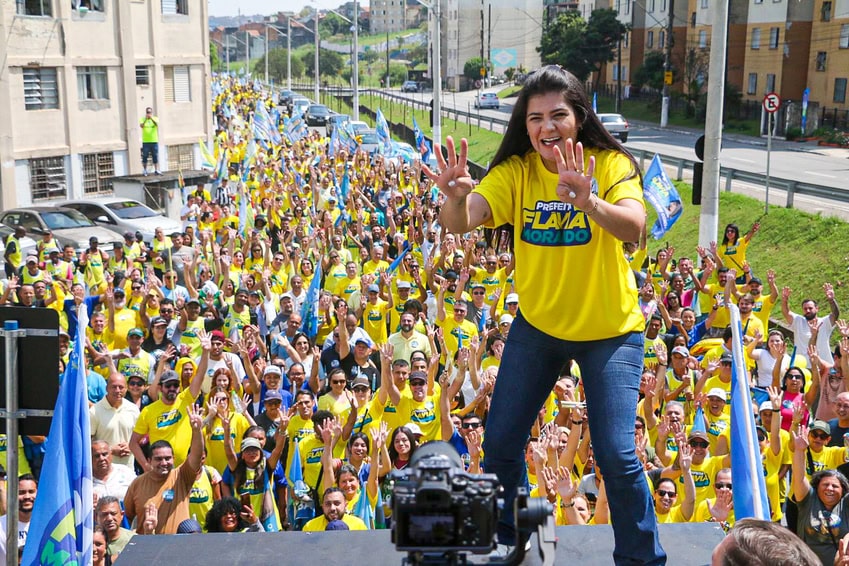 Flávia Morando
