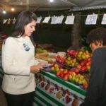 Em visita a feira noturna, Flávia Morando propõe ampliação da atividade em São Bernardo