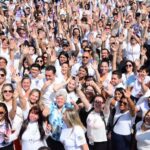 Gilvan mostra força e leva mais de 1.000 mulheres para caminhada na Oliveira Lima
