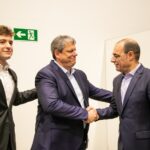 Tarcísio enaltece gestão de Auricchio em evento de anúncios da GM em São Caetano do Sul