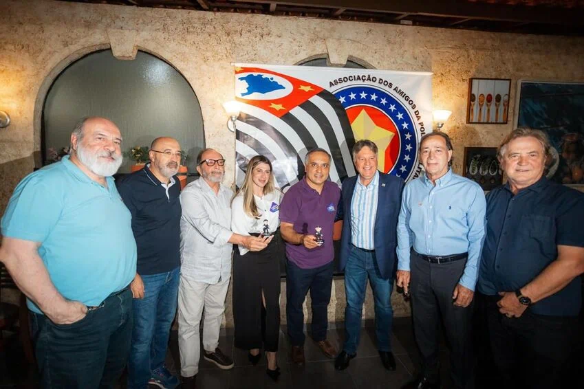 Marcelo Lima e amigos da PM