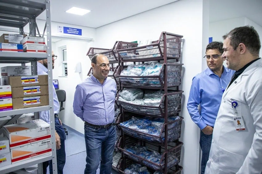 Central de Abastecimento Farmacêutico do Complexo Hospitalar de Clínicas ganha novo espaço