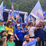 Em campanha na Vila Lopes, Penha fala de asfalto e reforma de UBS