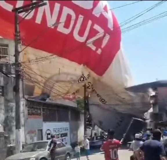 queda de dirigível