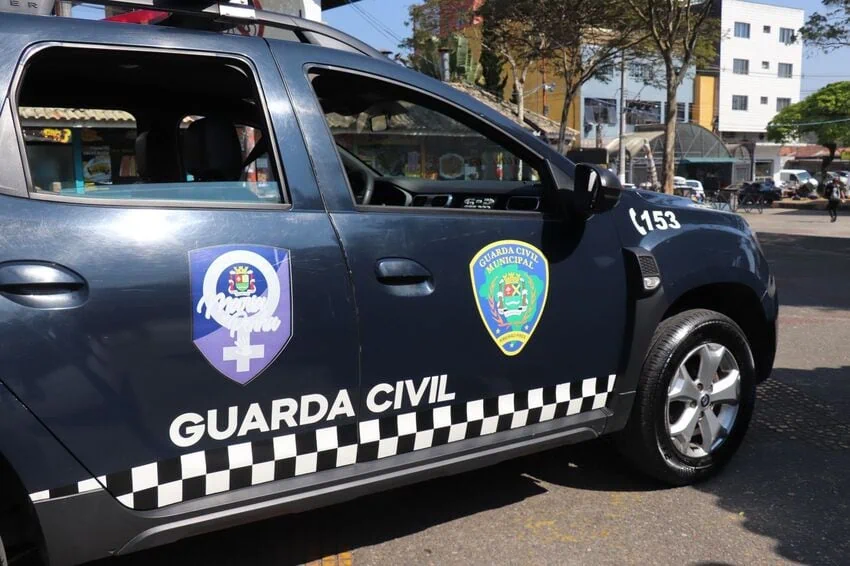 viatura da GCM de Ribeirão Pires