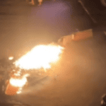 Moradores do Parque São Bernardo seguem sem energia após telhado ficar preso na fiação; bombeiros e Enel ainda não resolveram