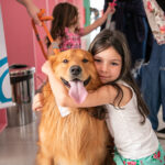 menina e cachorro no Atende Fácil