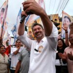Eduardo Leite intensifica campanha e reúne dezenas de apoiadores na Vila Luzita