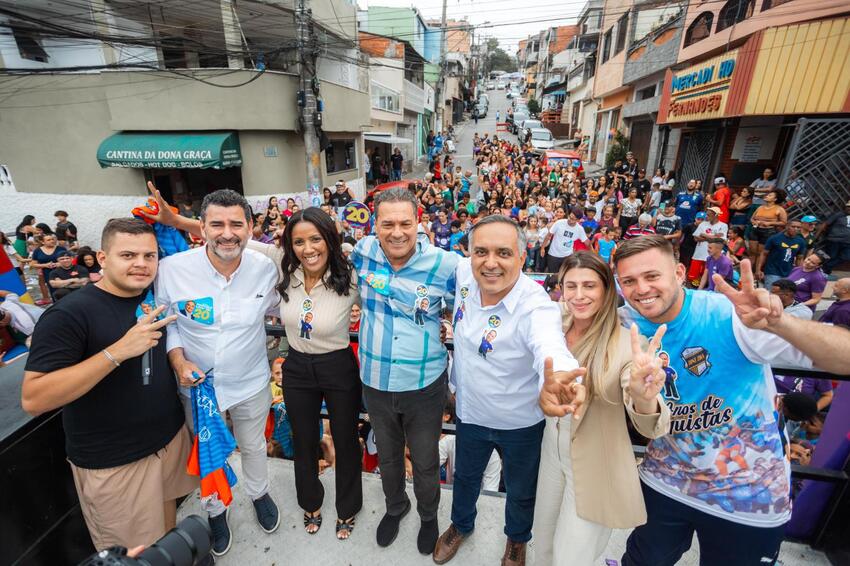 Marcelo Lima faz caminhada com Orlando Morando e participa de festa do Dia das Crianças com Luxemburgo