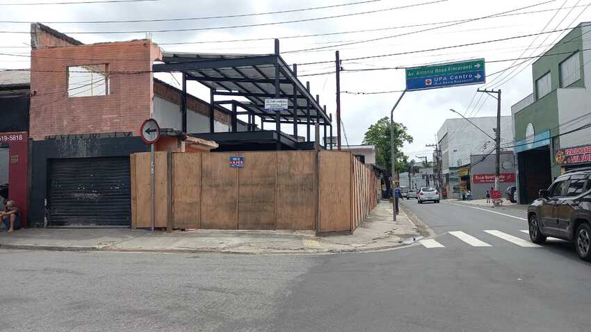 Criminoso foi baleado e preso em flagrante por furto, na tarde de terça-feira (22/10), na rua Luís Mariani