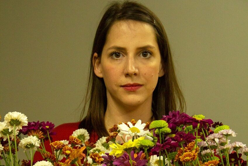 Teatro Conchita de Moraes recebe espetáculo gratuito “Eu Telma” nesta sexta