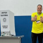 Átila vota em Mauá e diz ter sido a eleição mais difícil da vida
