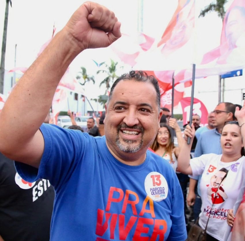 Marcelo Oliveira garante a reeleição em Mauá