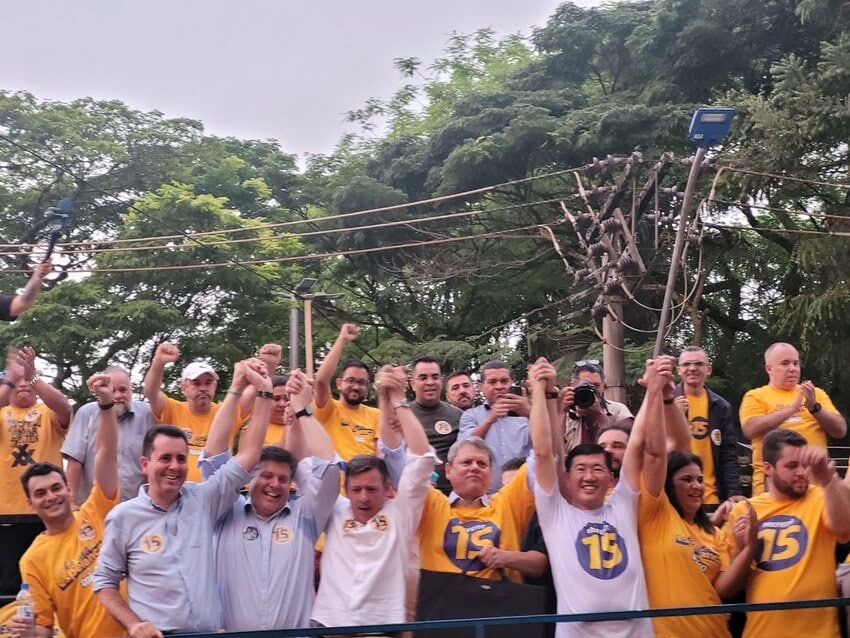 Tarcísio de Freitas e Taka