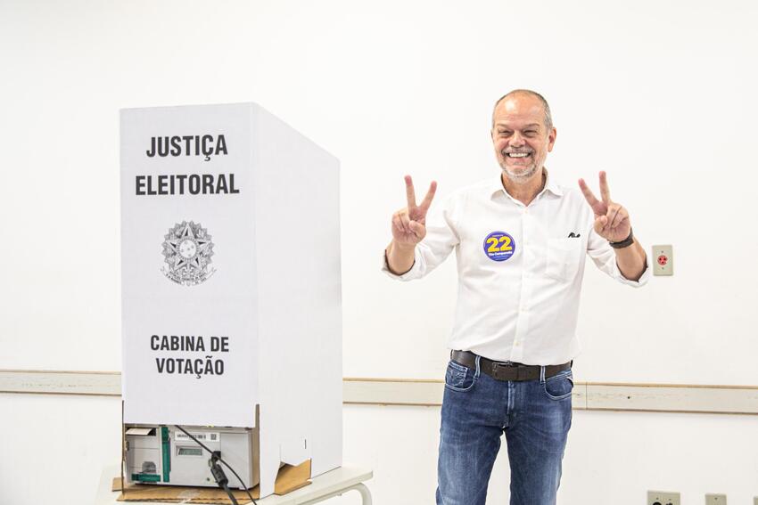 Tite Campanella é eleito prefeito de São Caetano com 59,61% dos votos válidos