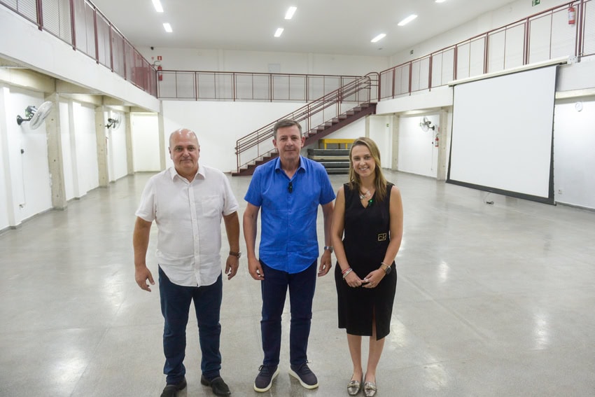 Prefeito Orlando Morando entrega reforma da sala multiuso do CREC Paulicéia