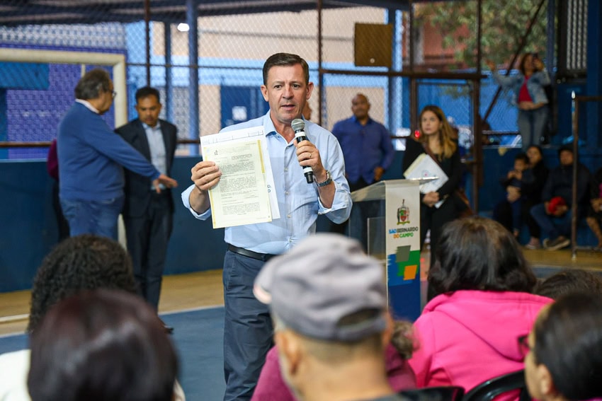 Em São Bernardo, Prefeito Orlando Morando entrega 293 escrituras na Vila dos Estudantes