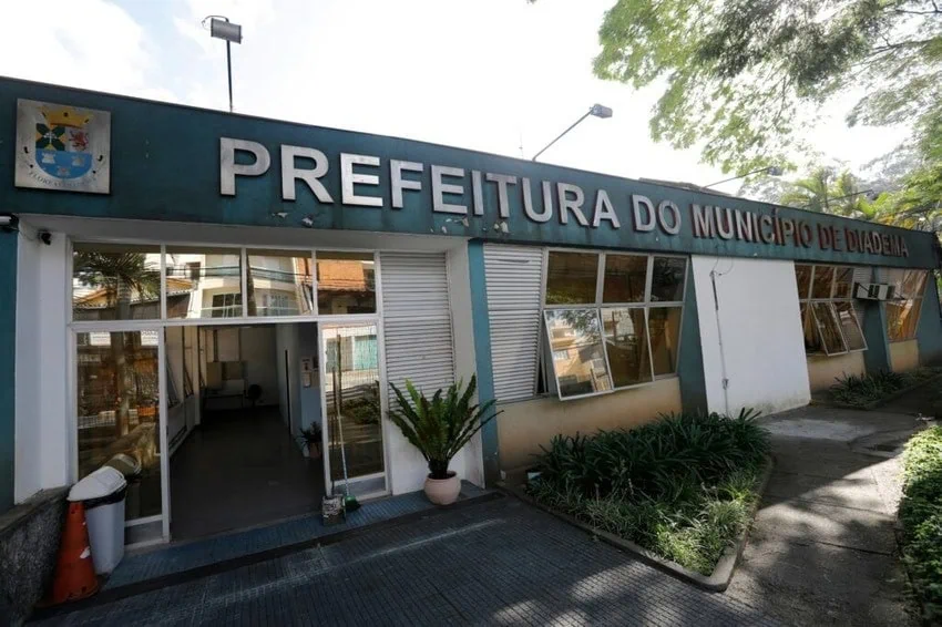 fachada da prefeitura de Diadema