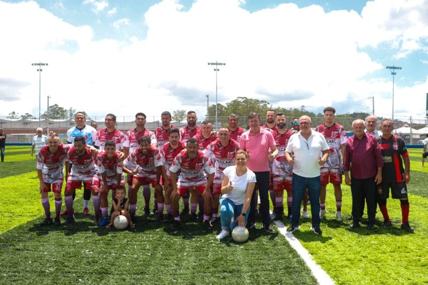 Prefeito Orlando Morando reinaugura campo do Orquídeas revitalizado, o 14º na gestão