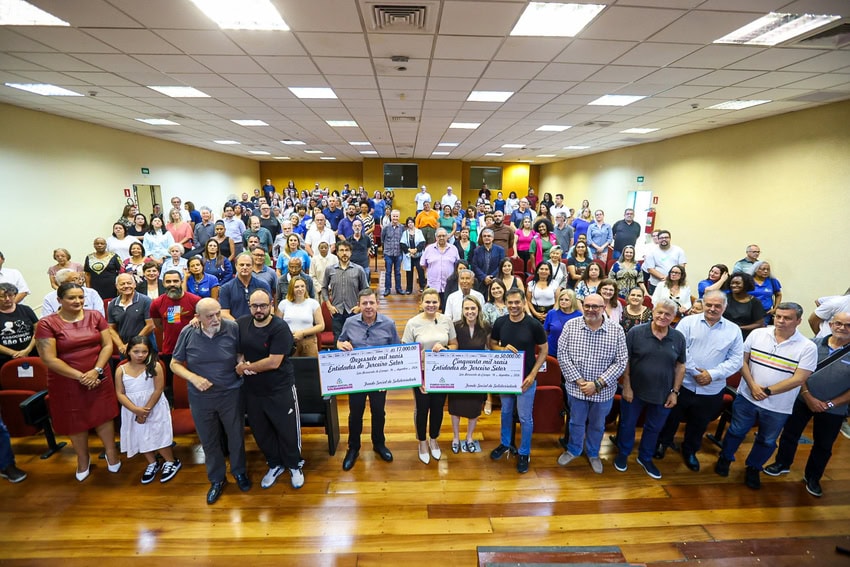 Prefeito Orlando Morando entrega R$ 1,13 milhão em recursos a entidades assistenciais de São Bernardo