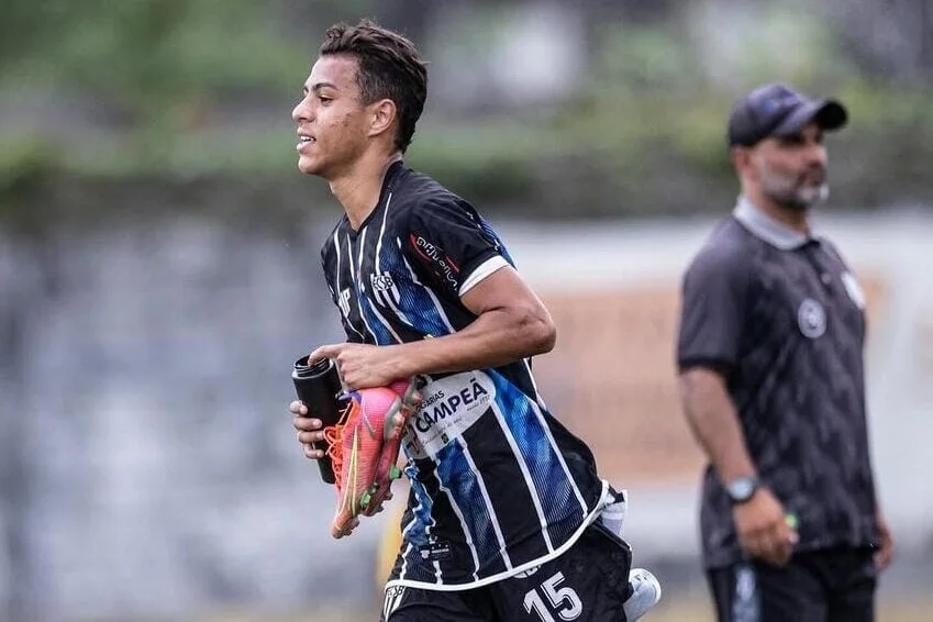 Capitão na base do EC São Bernardo, Kayke analisa temporada de 2024 e projeta próximo ano