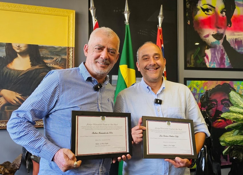 Guto Volpi e Rubens Fernandes são diplomados em Ribeirão Pires