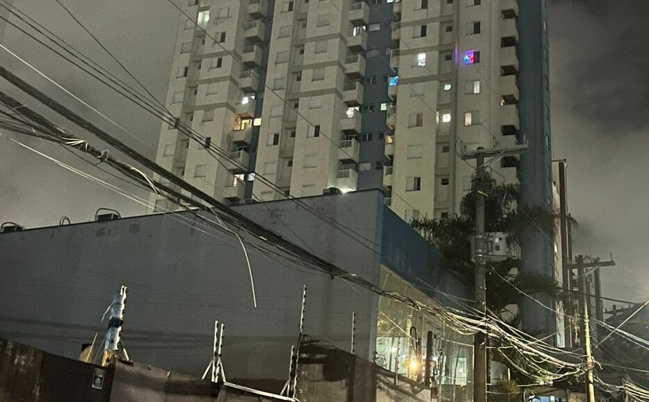 prédio sem luz em santo andré