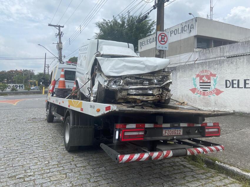 carro colidido