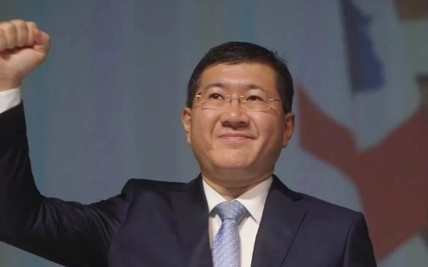 Taka Yamauchi toma posse como Prefeito de Diadema