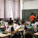 alunos em sala de aula em São Caetano