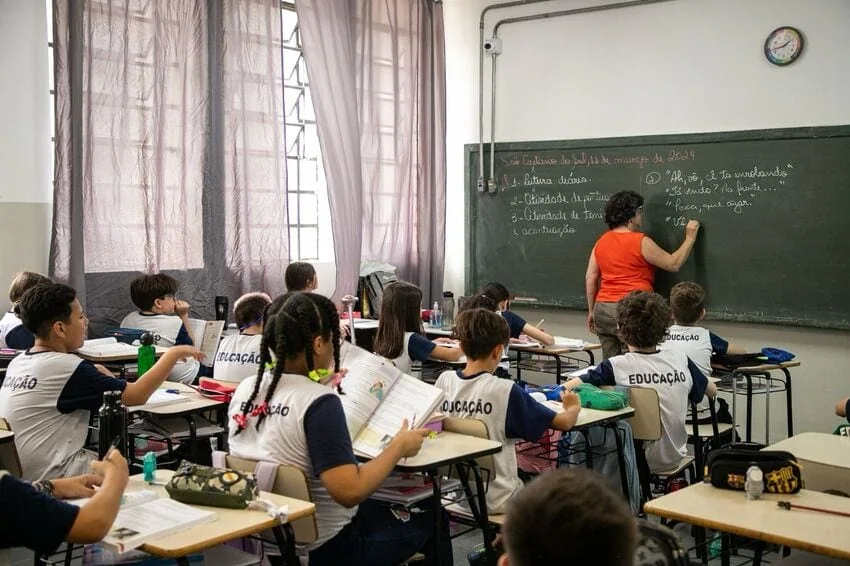 alunos em sala de aula em São Caetano