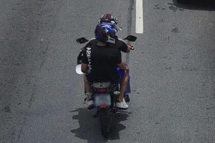 criminoso em moto