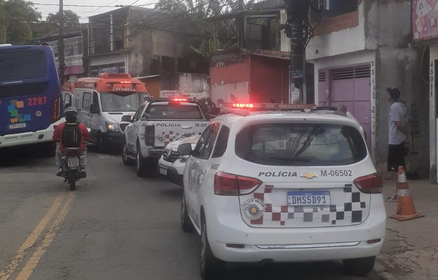 idoso, de 63 anos, morreu após sofrer um mal súbito enquanto caminhava na Rua José Martins Fernandes